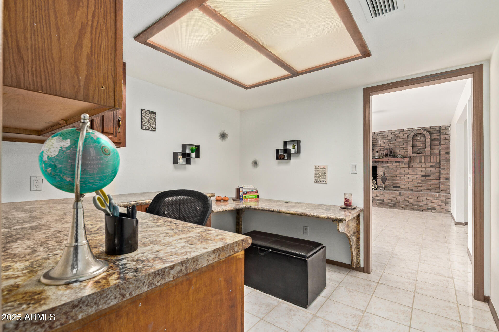 7609 West Cheery Lynn Road Phoenix, AZ 85033 - Photo 14 of 35 12 - Cheery Lynn