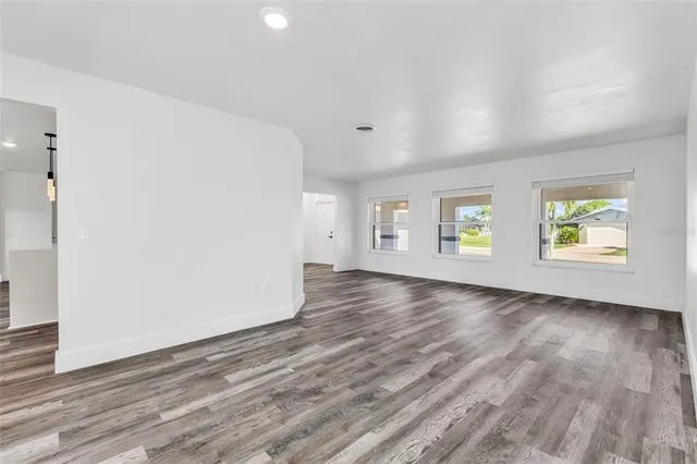 $2,850 | 2161 Aqui Esta Drive, Punta Gorda, FL 33950