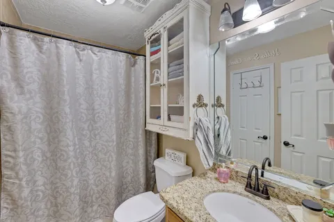 $395,000 | 413 Barnett Lane, Livingston, TX 77351