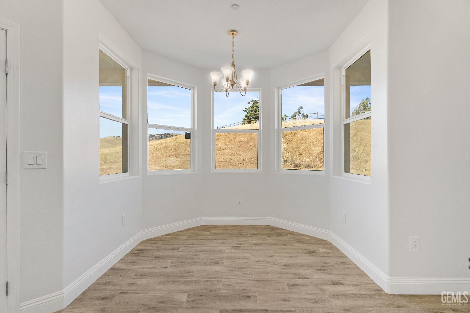 Undisclosed Address Tehachapi, CA 93561 - Photo 13 of 39