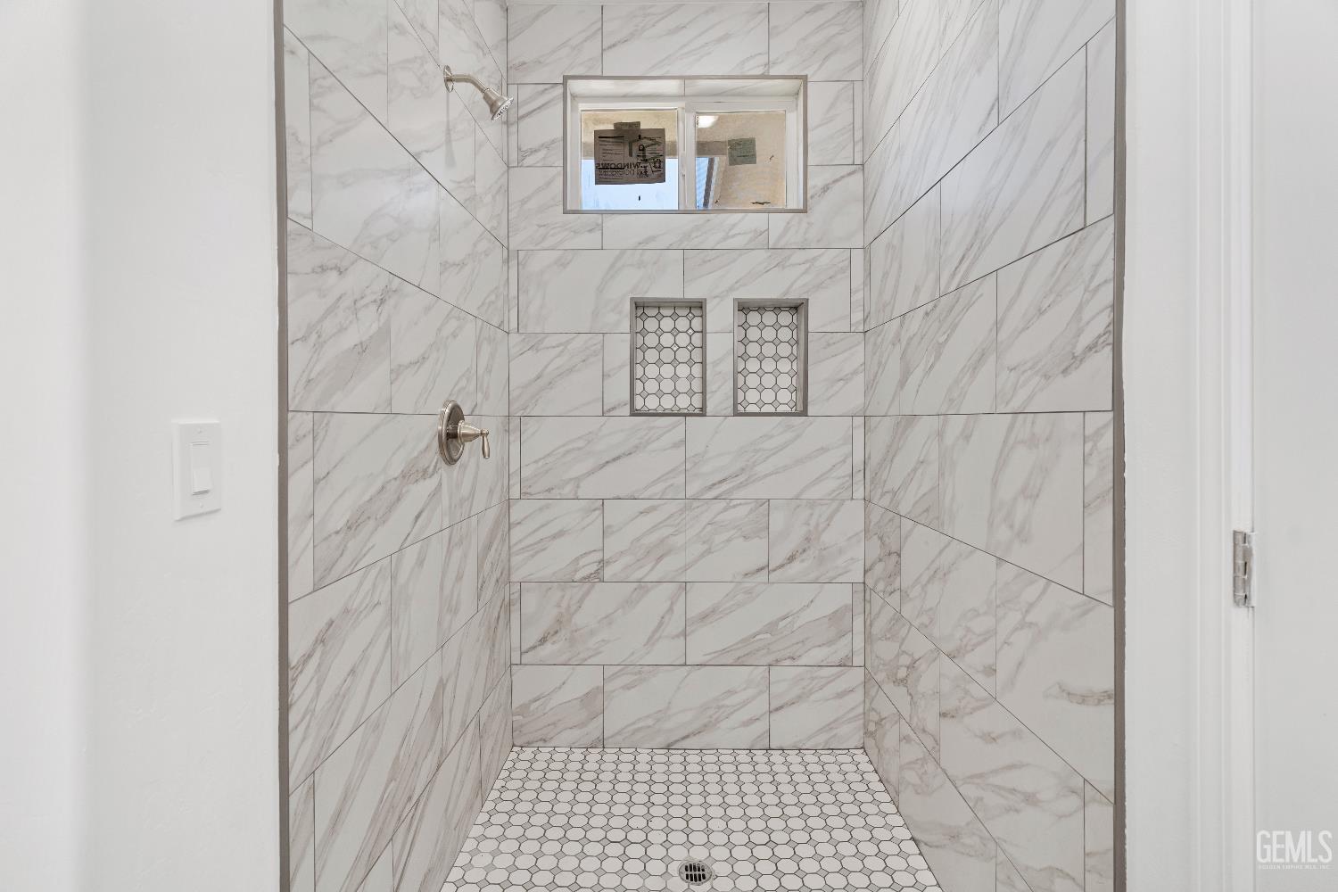 Undisclosed Address Tehachapi, CA 93561 - Photo 17 of 39