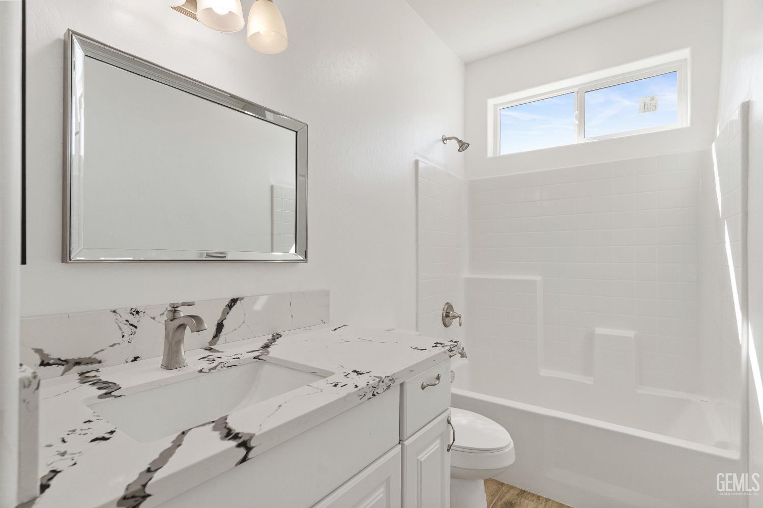 Undisclosed Address Tehachapi, CA 93561 - Photo 22 of 39