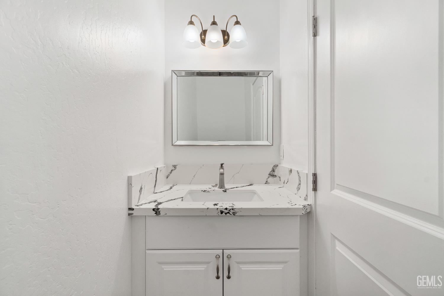 Undisclosed Address Tehachapi, CA 93561 - Photo 27 of 39