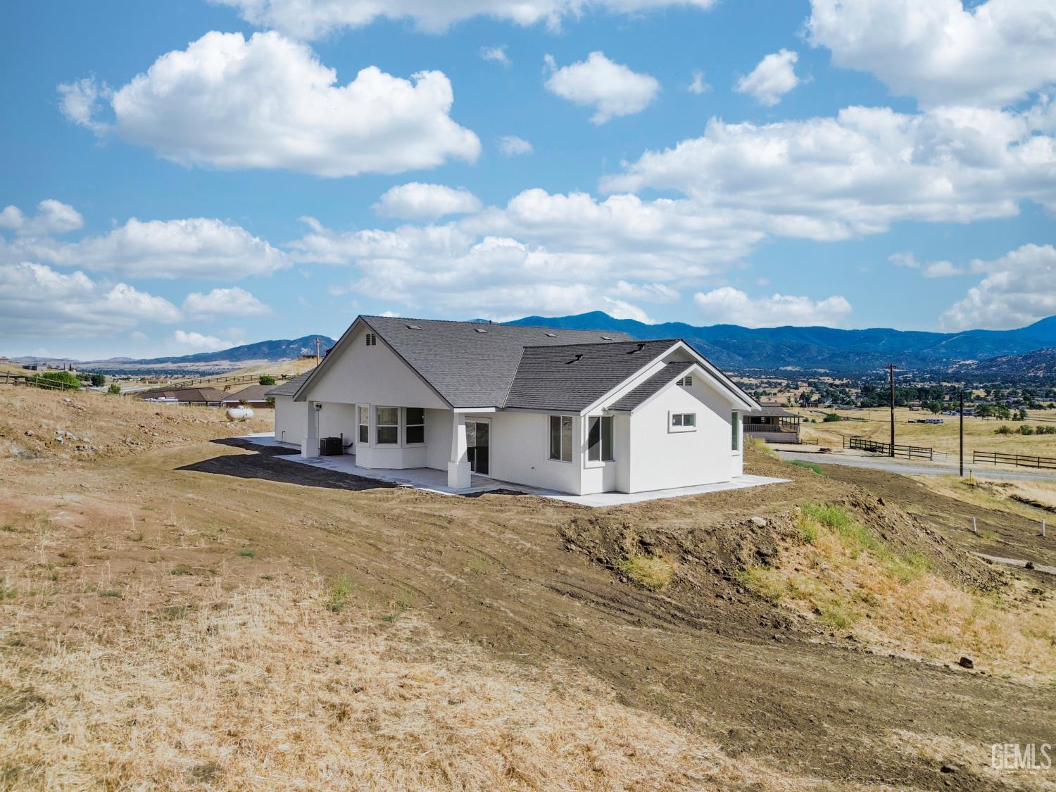 Undisclosed Address Tehachapi, CA 93561 - Photo 33 of 39