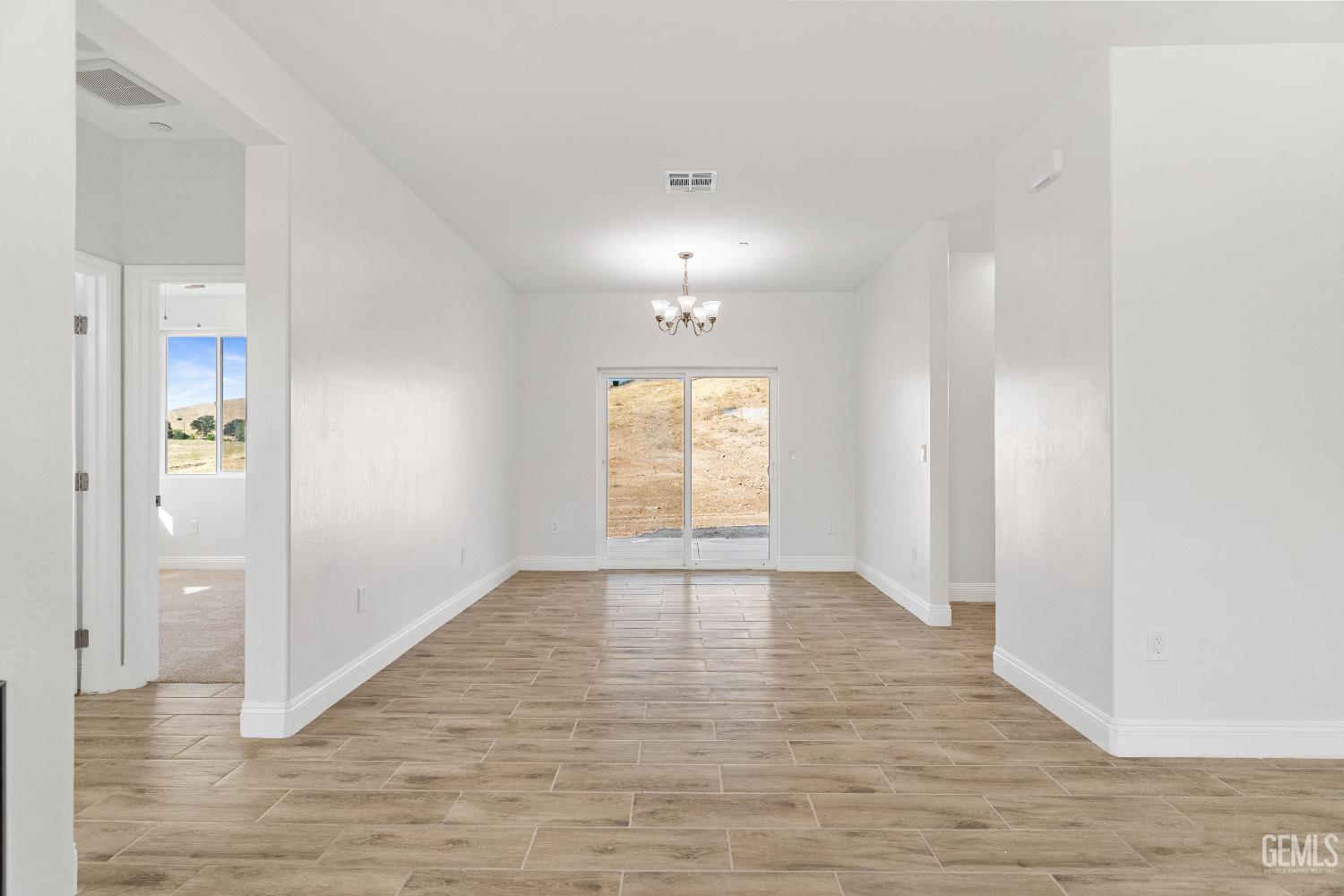 Undisclosed Address Tehachapi, CA 93561 - Photo 7 of 39