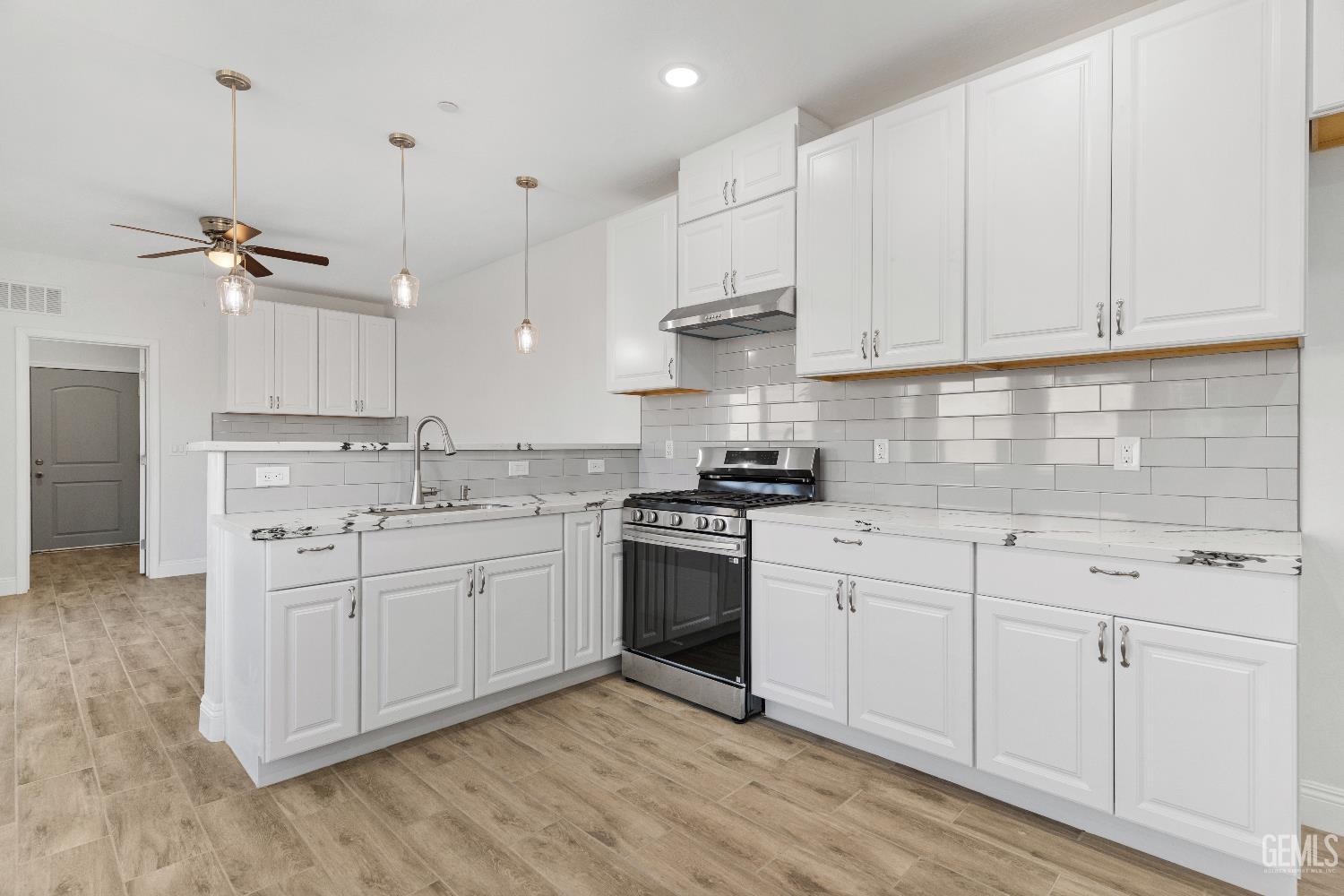 Undisclosed Address Tehachapi, CA 93561 - Photo 9 of 39