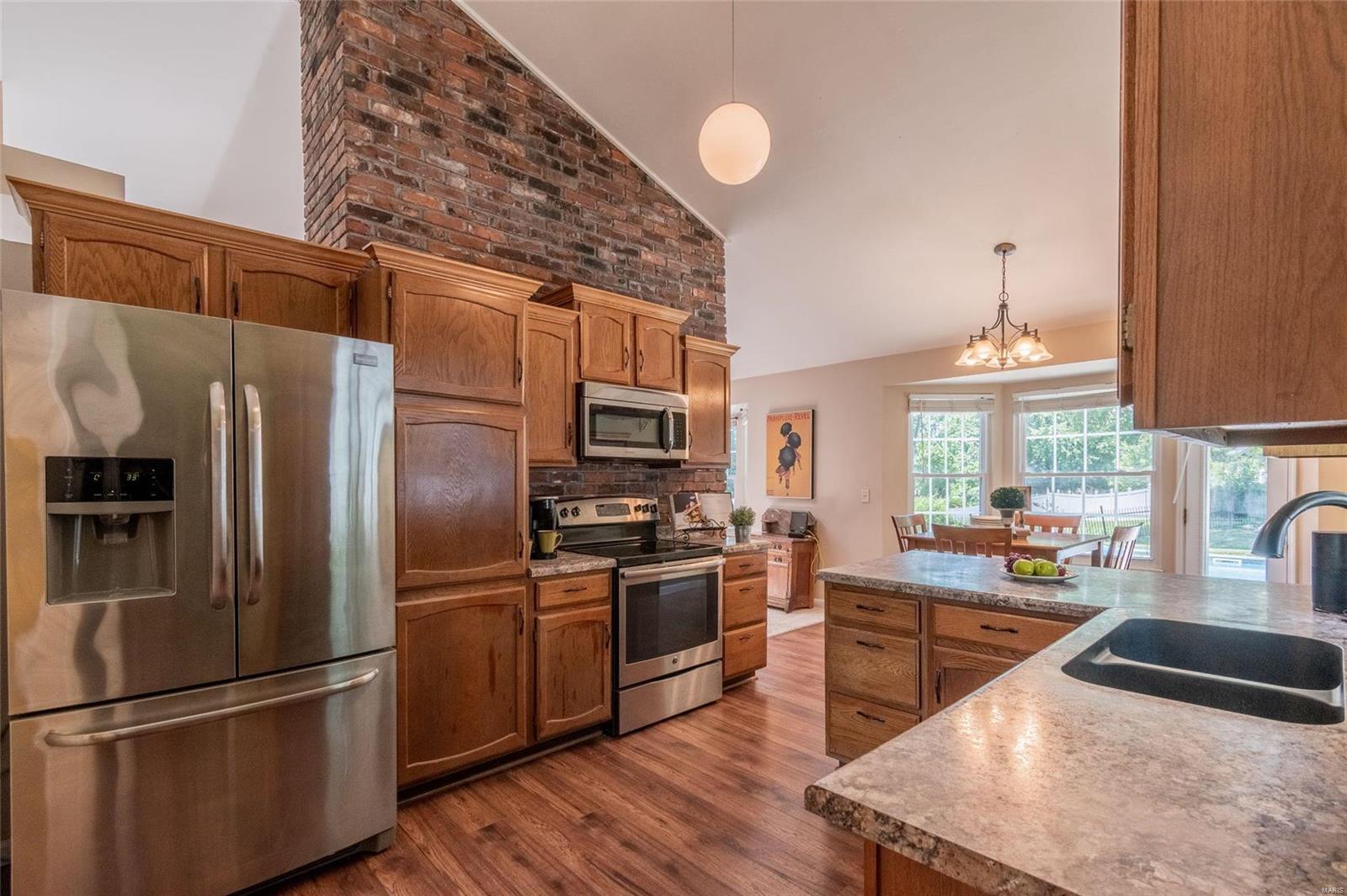 10 Ardennais Road St. Peters, MO 63376 - Photo 11 of 38