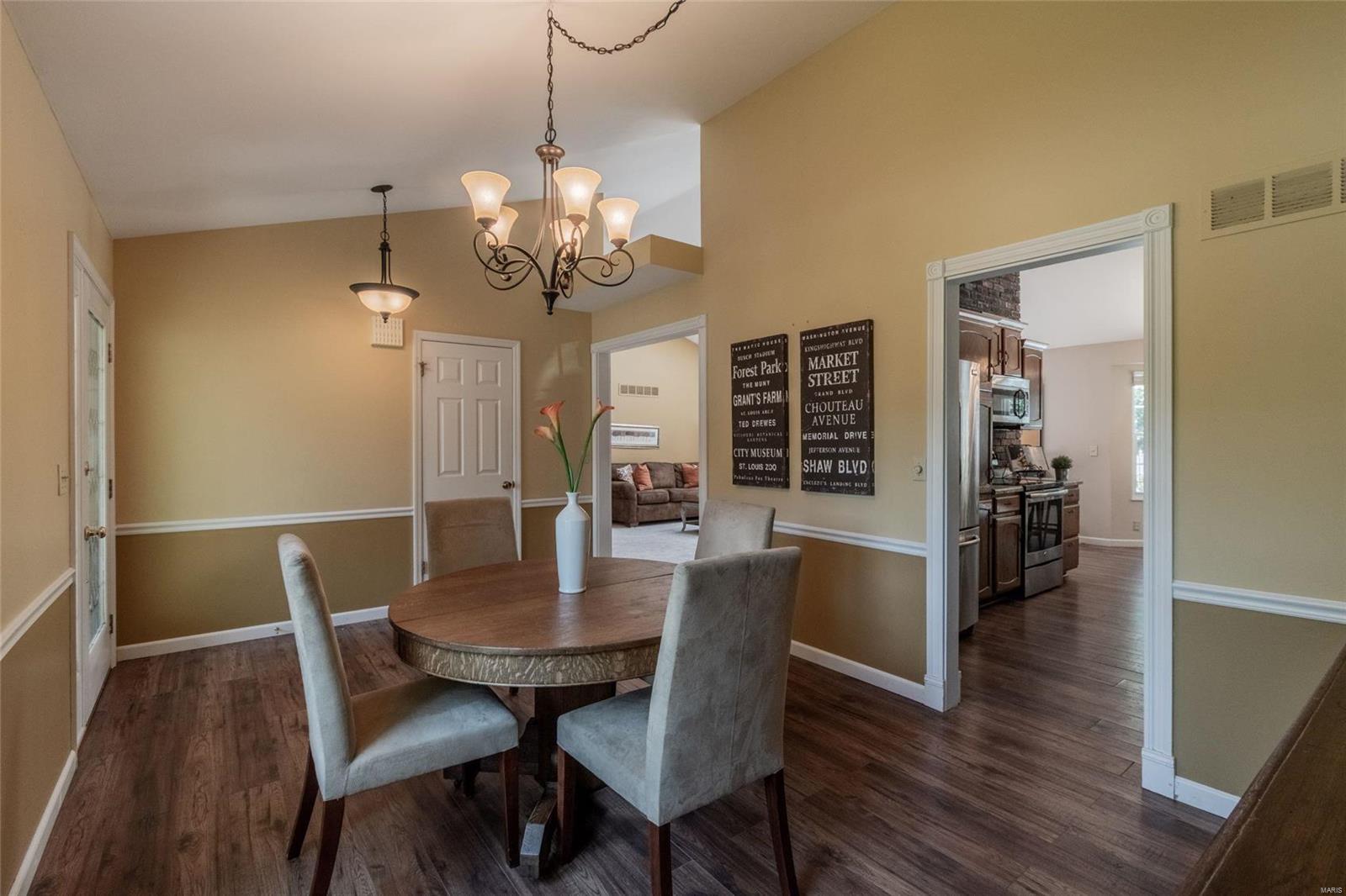 10 Ardennais Road St. Peters, MO 63376 - Photo 8 of 38