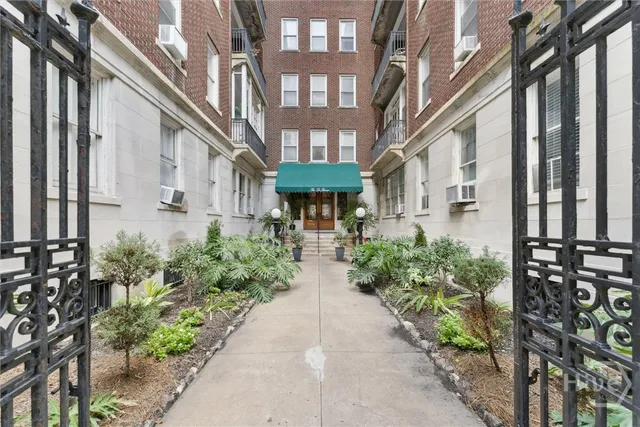 $1,395,000 | 24 East Liberty, Unit 73/83, Savannah, GA 31401