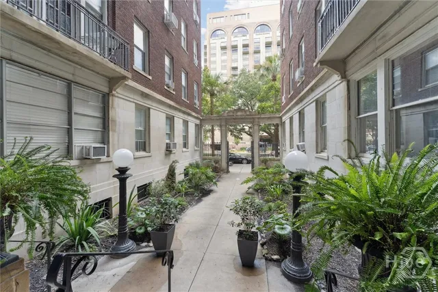 $1,395,000 | 24 East Liberty, Unit 73/83, Savannah, GA 31401