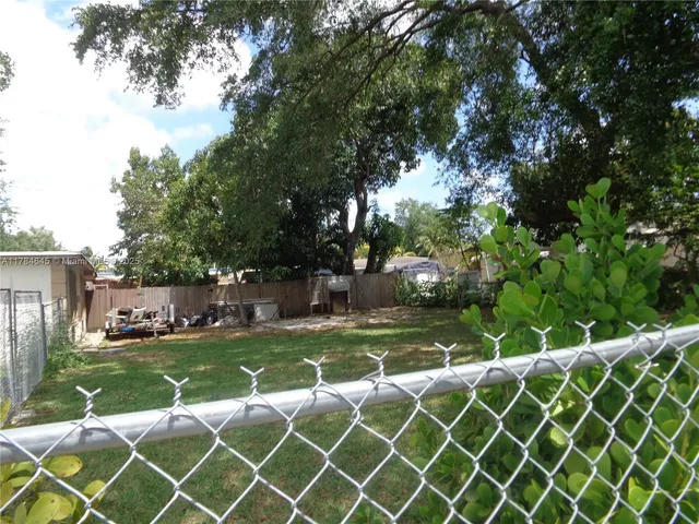 $499,900 | Pinewood, Miami, FL 33147