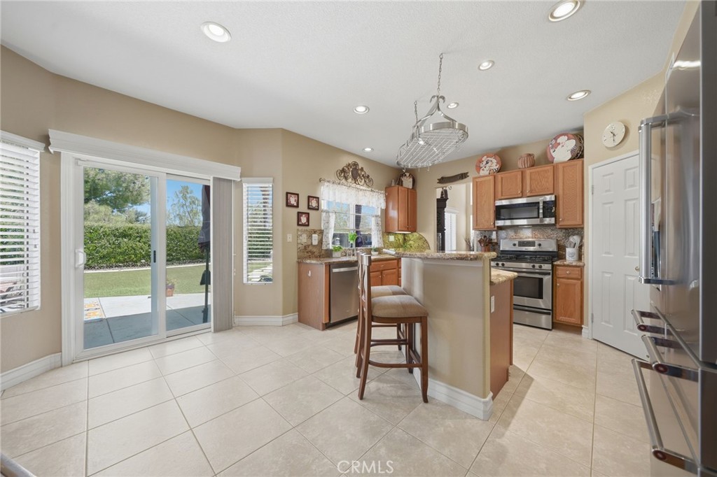 33370 Morning View Drive Temecula, CA 92592 - Photo 12 of 38