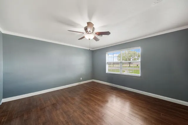 $347,500 | 2303 Perryman Avenue, Palacios, TX 77465