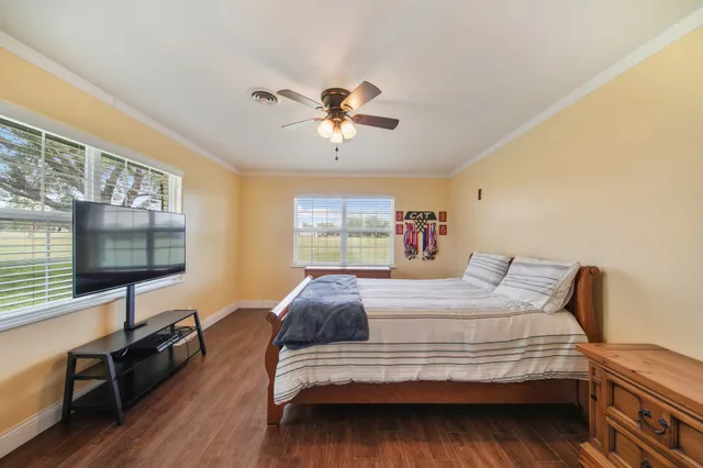 $347,500 | 2303 Perryman Avenue, Palacios, TX 77465