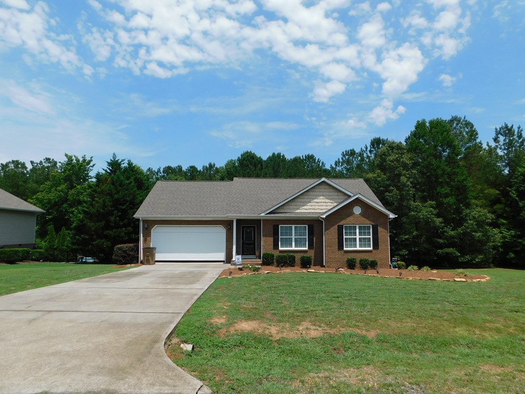 75 Bell Loop Chatsworth, GA 30705 - Photo 4 of 42 Gallery Image 4