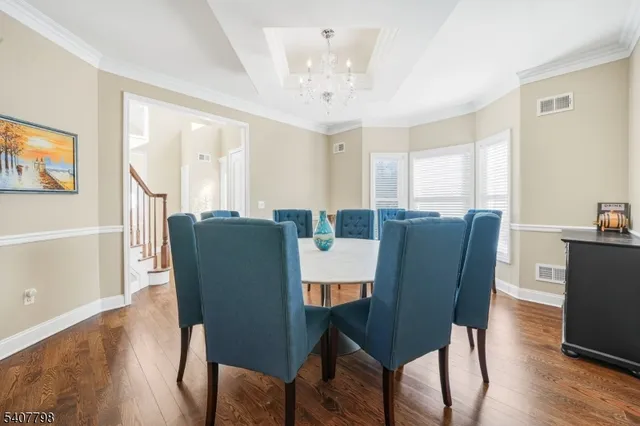 $1,088,000 | 4 Bellows Lane, Montville, NJ 07082