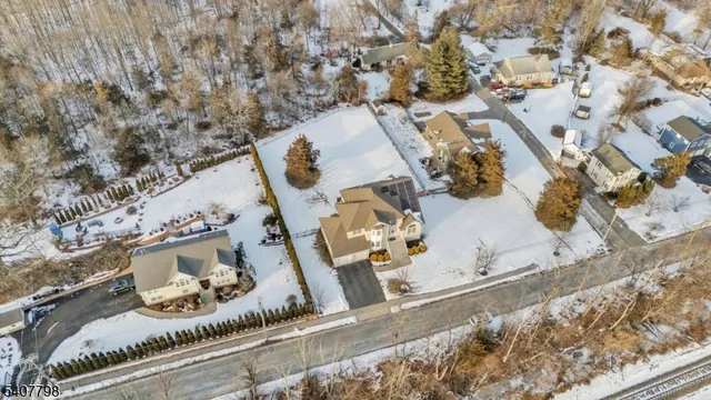 $1,088,000 | 4 Bellows Lane, Montville, NJ 07082