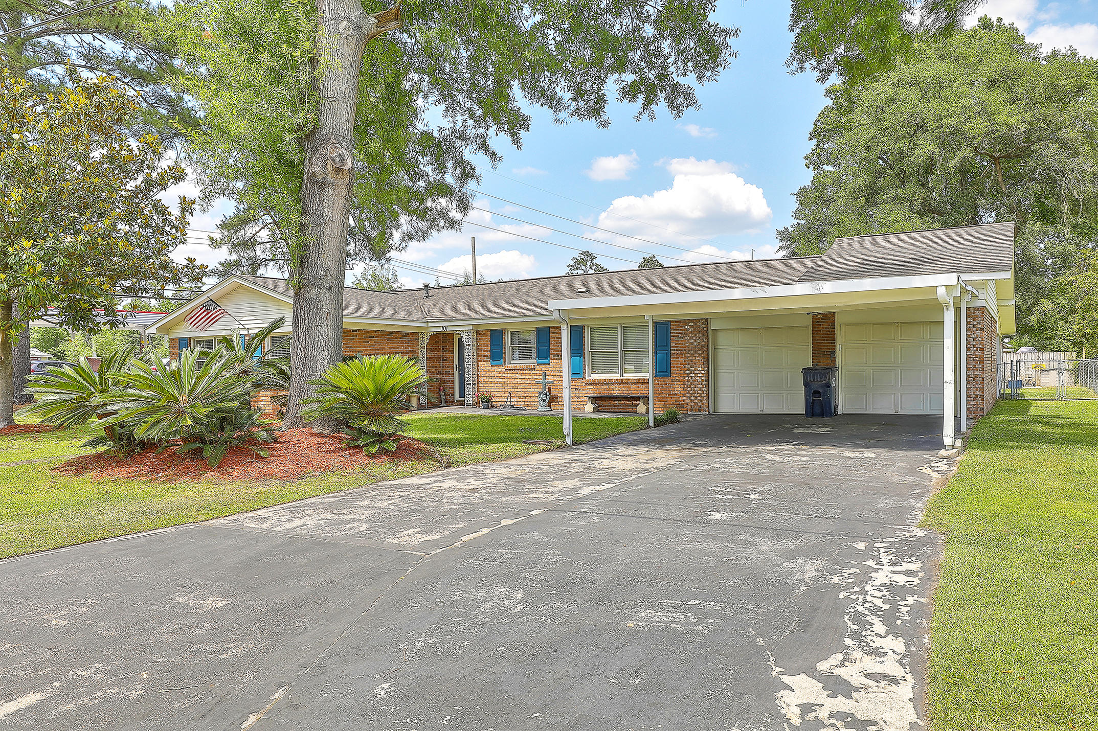 101 County Rd S-18-513 Ladson, SC 29456 - Photo 2 of 28 1R3A7407_08_09_10_11_12_13