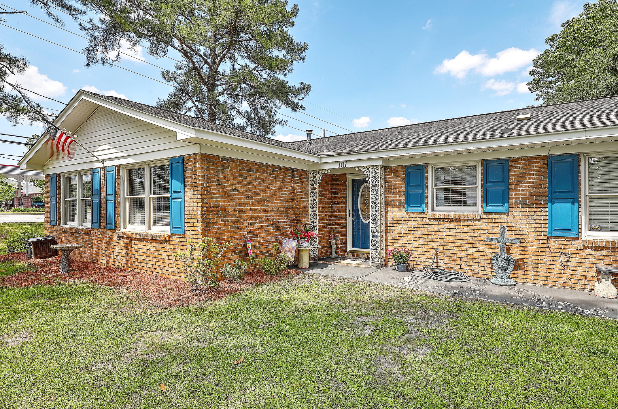 101 County Rd S-18-513 Ladson, SC 29456 - Photo 27 of 28 1R3A7428_29_30_31_32_33_34