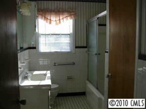 4111 Hough Road Charlotte, NC 28209 - Photo 5 of 8 Gallery Image 5