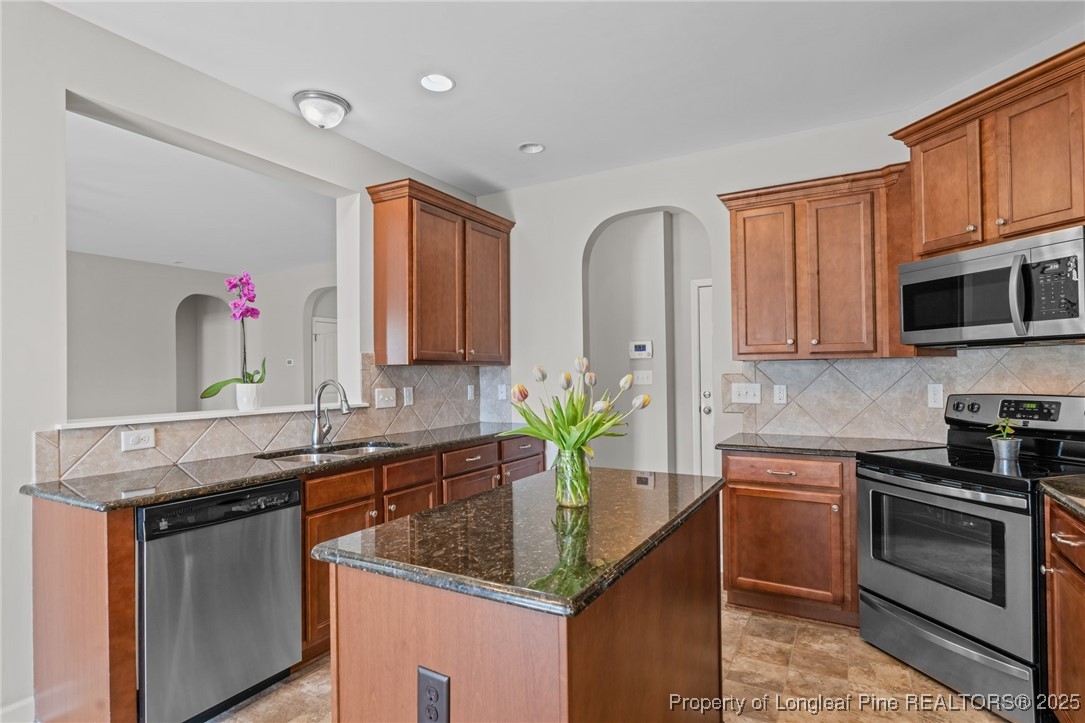 181 Boulder Drive Sanford, NC 27332 - Photo 15 of 43