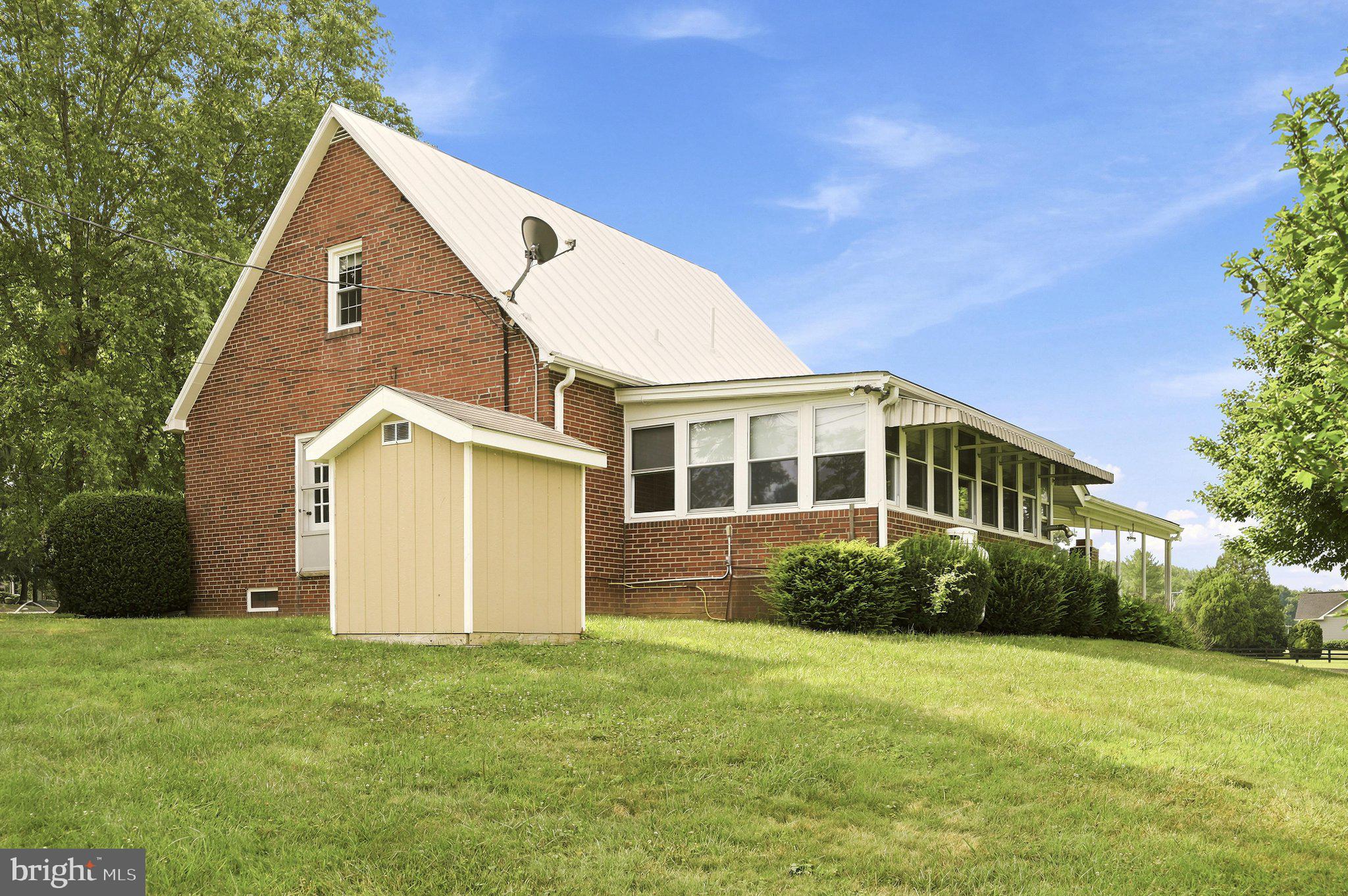 17751 Harmony Church Road Hamilton, VA 20158 - Photo 42 of 66 Back Exterior