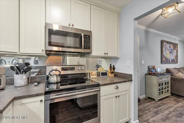 $2,550 | 114 Wellington Place, Matawan, NJ 07747