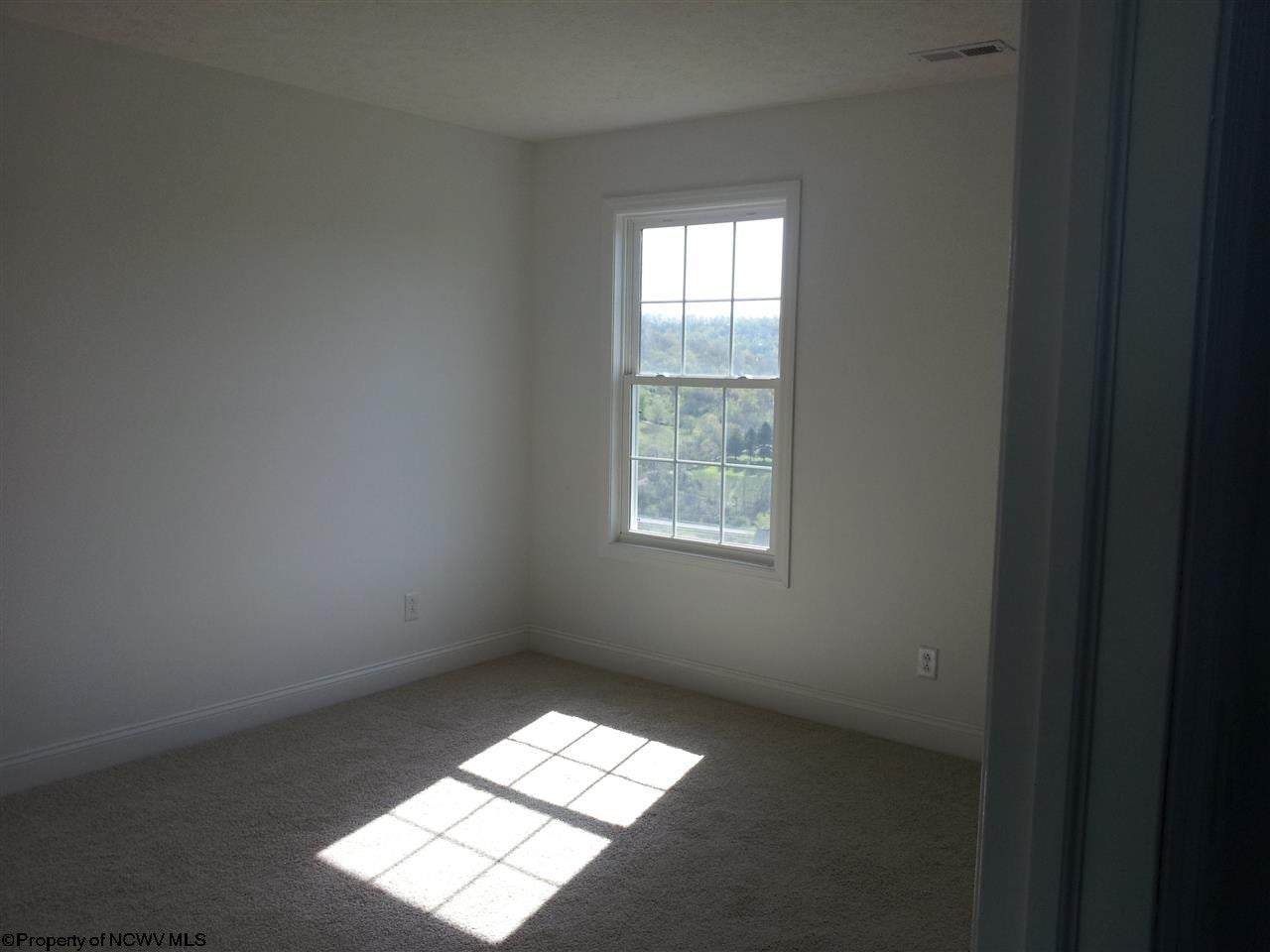 8 Highland Ridge Road Bridgeport, WV 26330 - Photo 16 of 20 Gallery Image 16