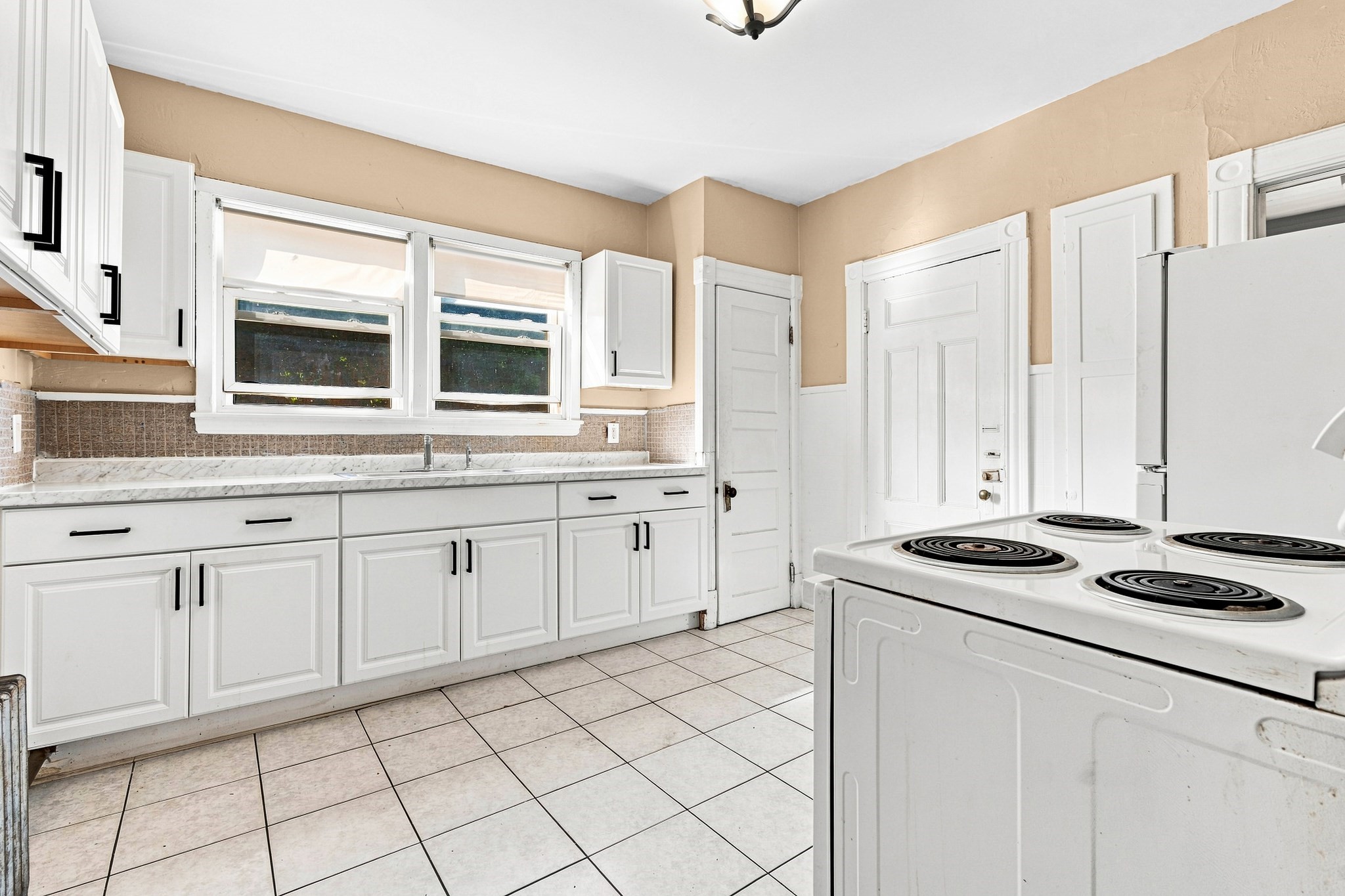 417-419 Sumner Avenue Springfield, MA 01108 - Photo 31 of 41 Gallery Image 31