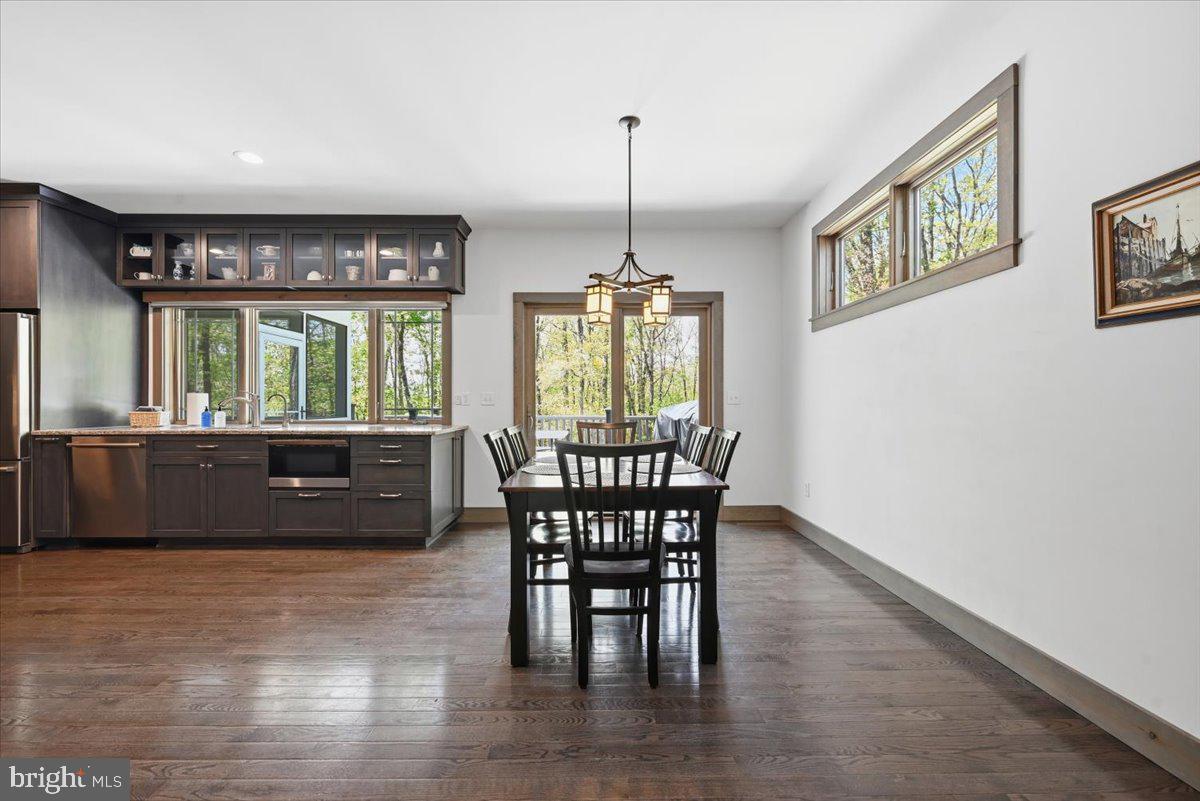 115 Ridgewood Lane Hawley, PA 18428 - Photo 22 of 105