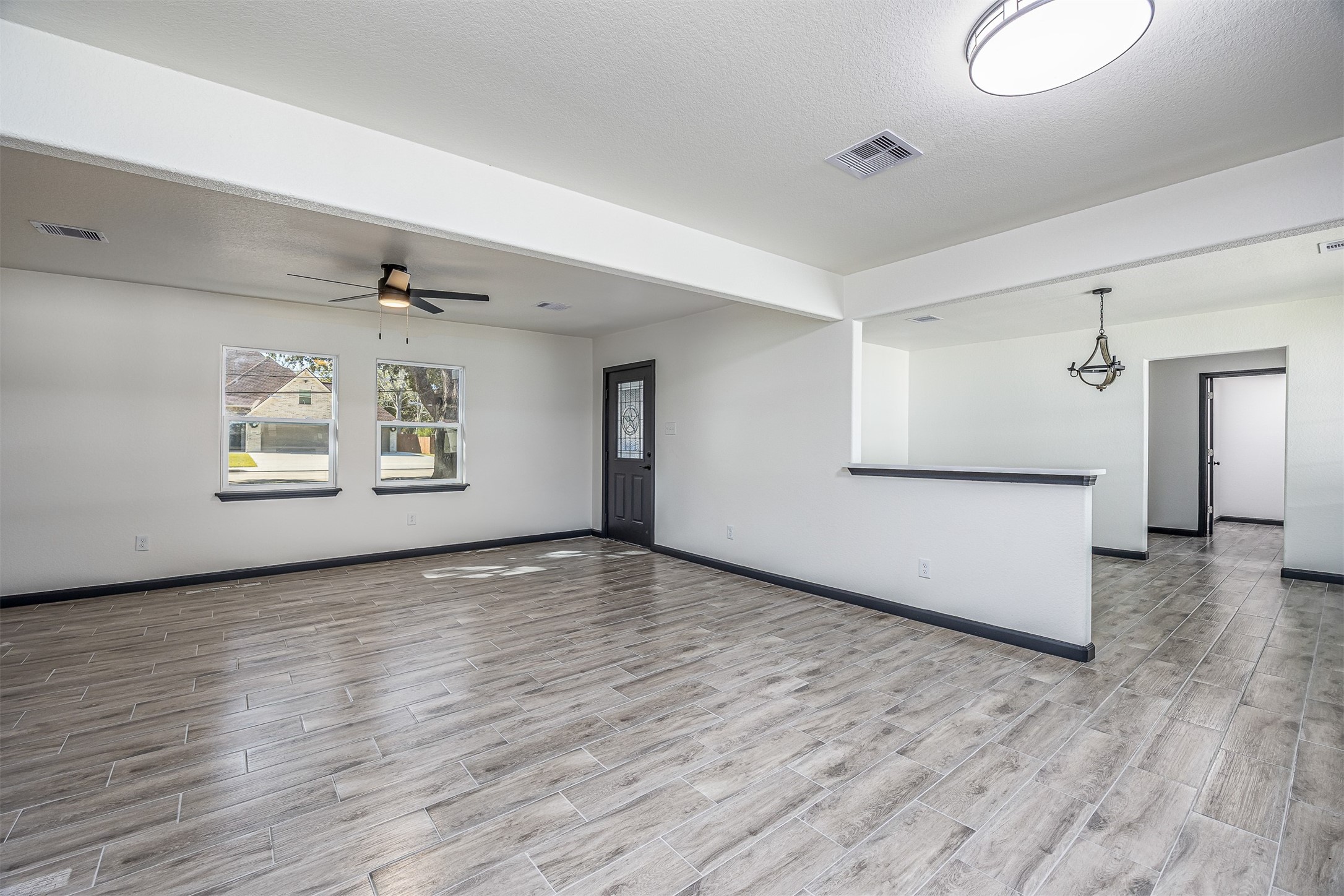 1108 18th Street Nederland, TX 77627 - Photo 19 of 30 living / dining / kitchen