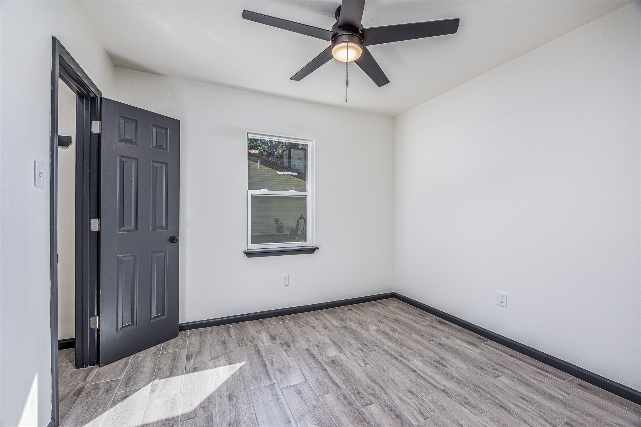 1108 18th Street Nederland, TX 77627 - Photo 29 of 30 bed 3