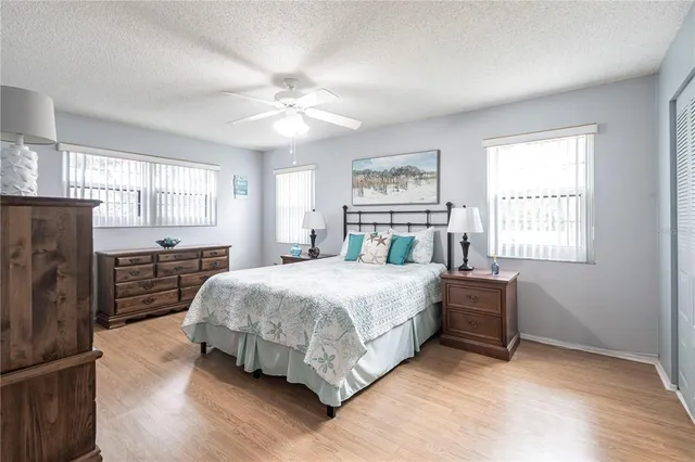 $262,500 | 6070 80th Street North, Unit 215, St. Petersburg, FL 33709