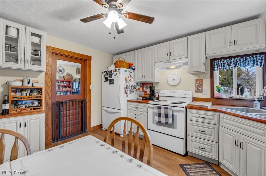 2129 Dock Road Madison, OH 44057 - Photo 23 of 41