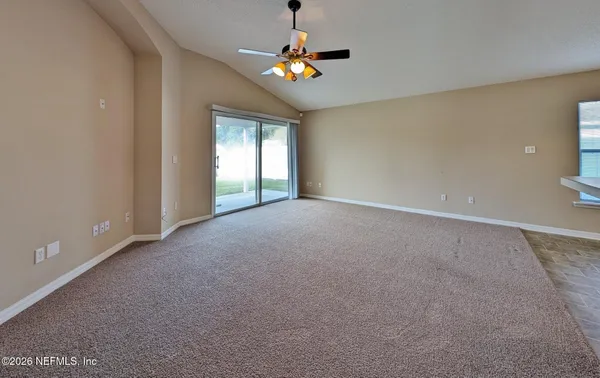 $2,200 | 268 Johns Glen Drive, St. Johns, FL 32259