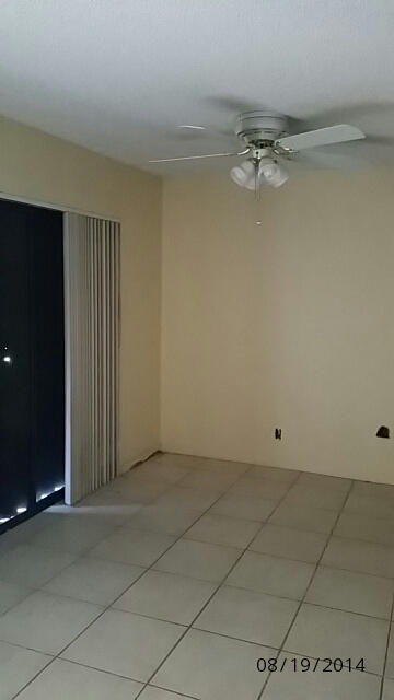 222 Woodland Road Palm Springs, FL 33461 - Photo 4 of 12 diningroom