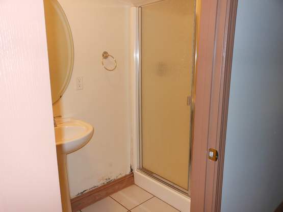 21028 Old Alturas Road Redding, CA 96003 - Photo 9 of 13 bath off office area