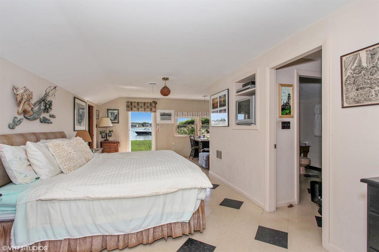 98 Bay Shore Road Hyannis, MA 02601 - Photo 13 of 19 Additional Photo