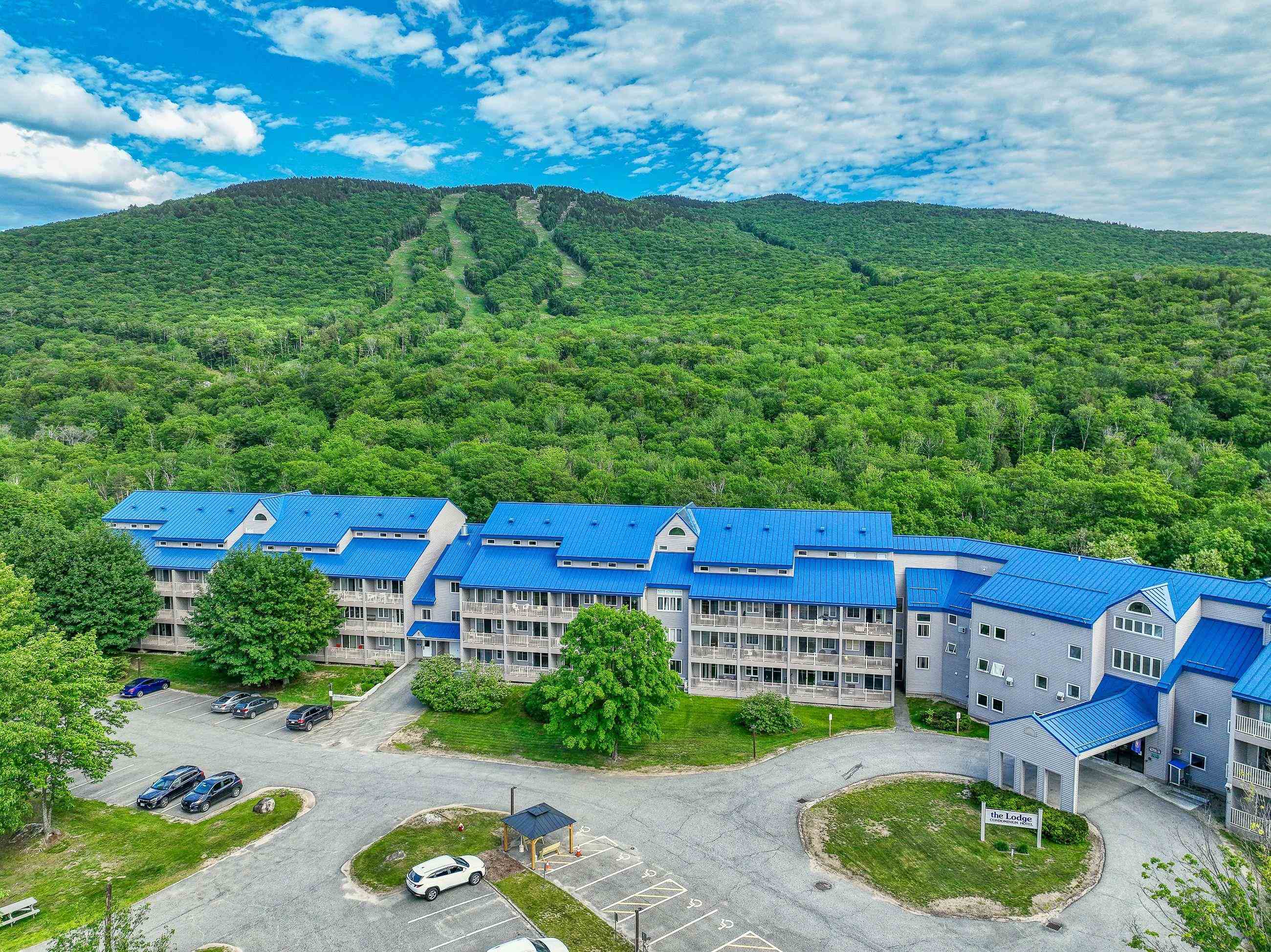 36 Lodge Road, Unit B312 Lincoln, NH 03251 - Photo 1 of 36 Gallery Image 1