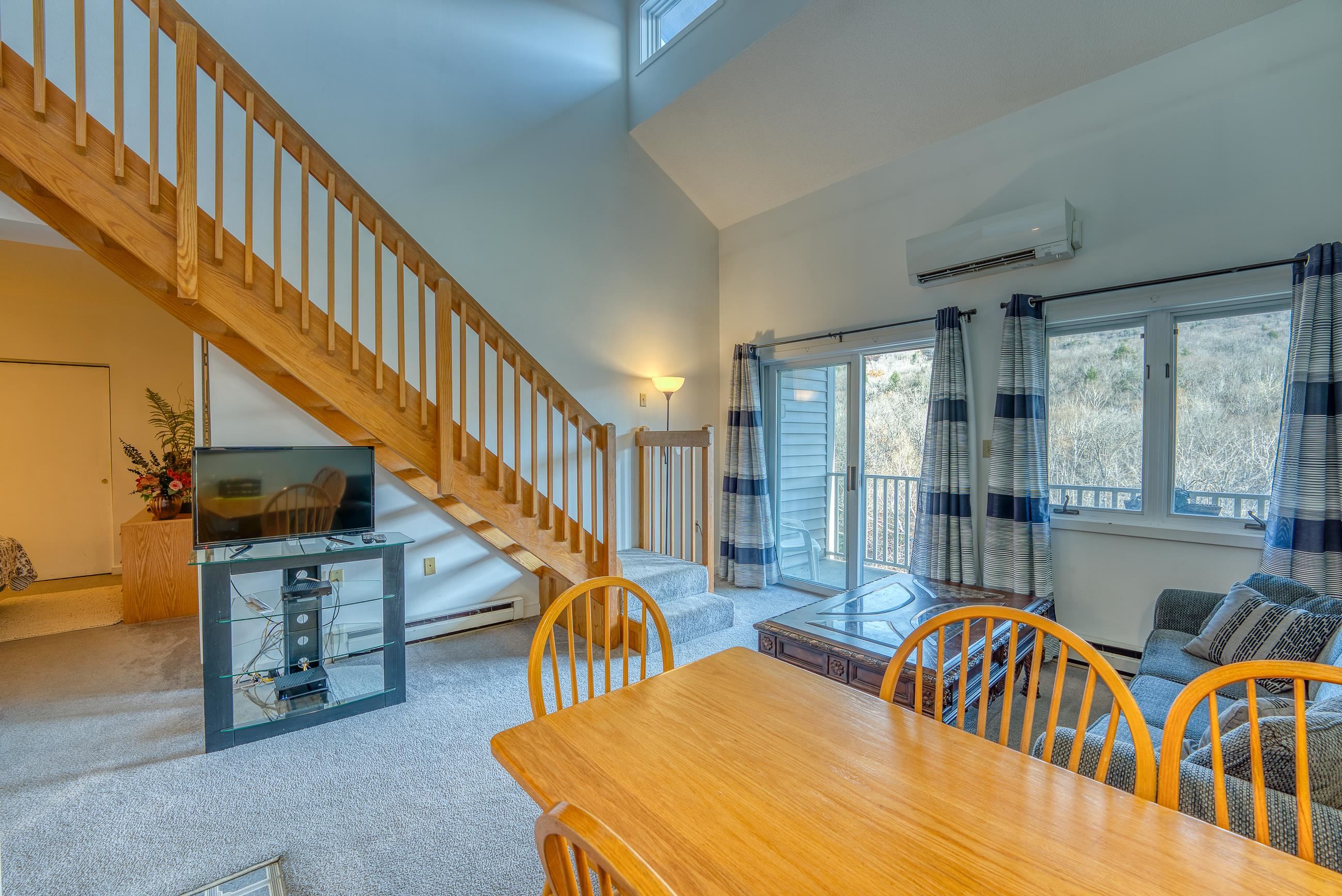 36 Lodge Road, Unit B312 Lincoln, NH 03251 - Photo 4 of 36 Gallery Image 4