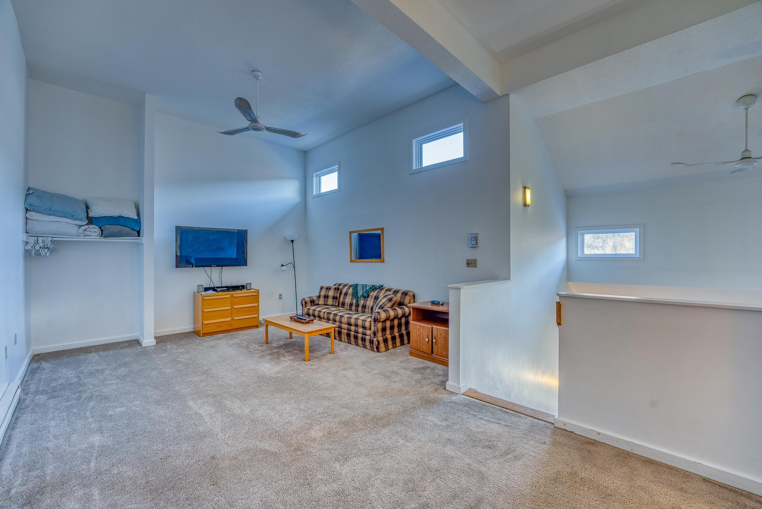36 Lodge Road, Unit B312 Lincoln, NH 03251 - Photo 8 of 36 Gallery Image 8