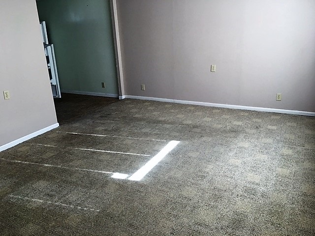 600 East 12th Street Rochester, IN 46975 - Photo 2 of 6