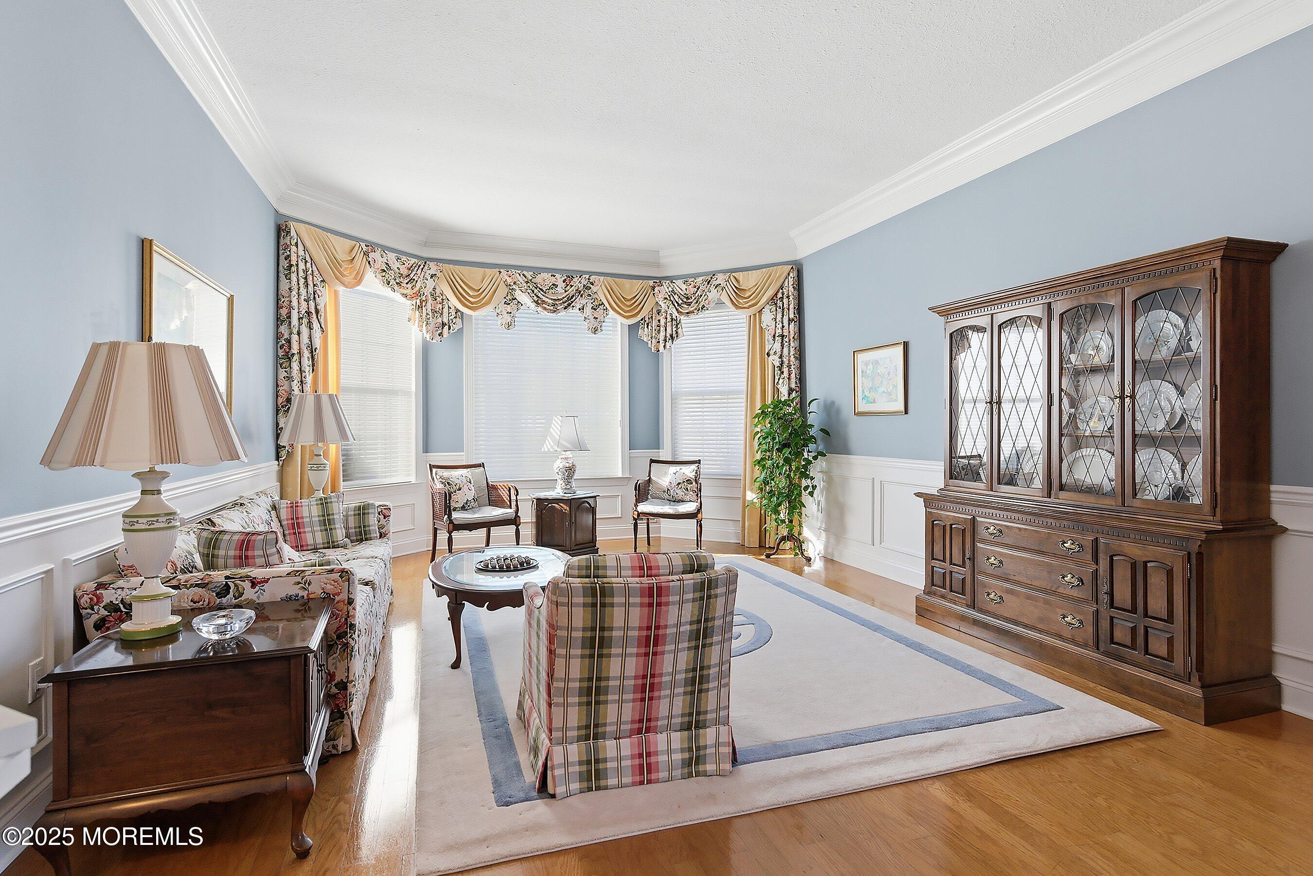 2510 Morningstar Road Manasquan, NJ 08736 - Photo 6 of 42 Living Room