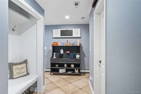 $1,950,000 | 16 Pine Road, Syosset, NY 11791