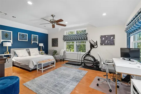 $1,950,000 | 16 Pine Road, Syosset, NY 11791