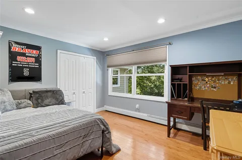 $1,950,000 | 16 Pine Road, Syosset, NY 11791