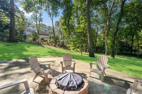 $1,950,000 | 16 Pine Road, Syosset, NY 11791