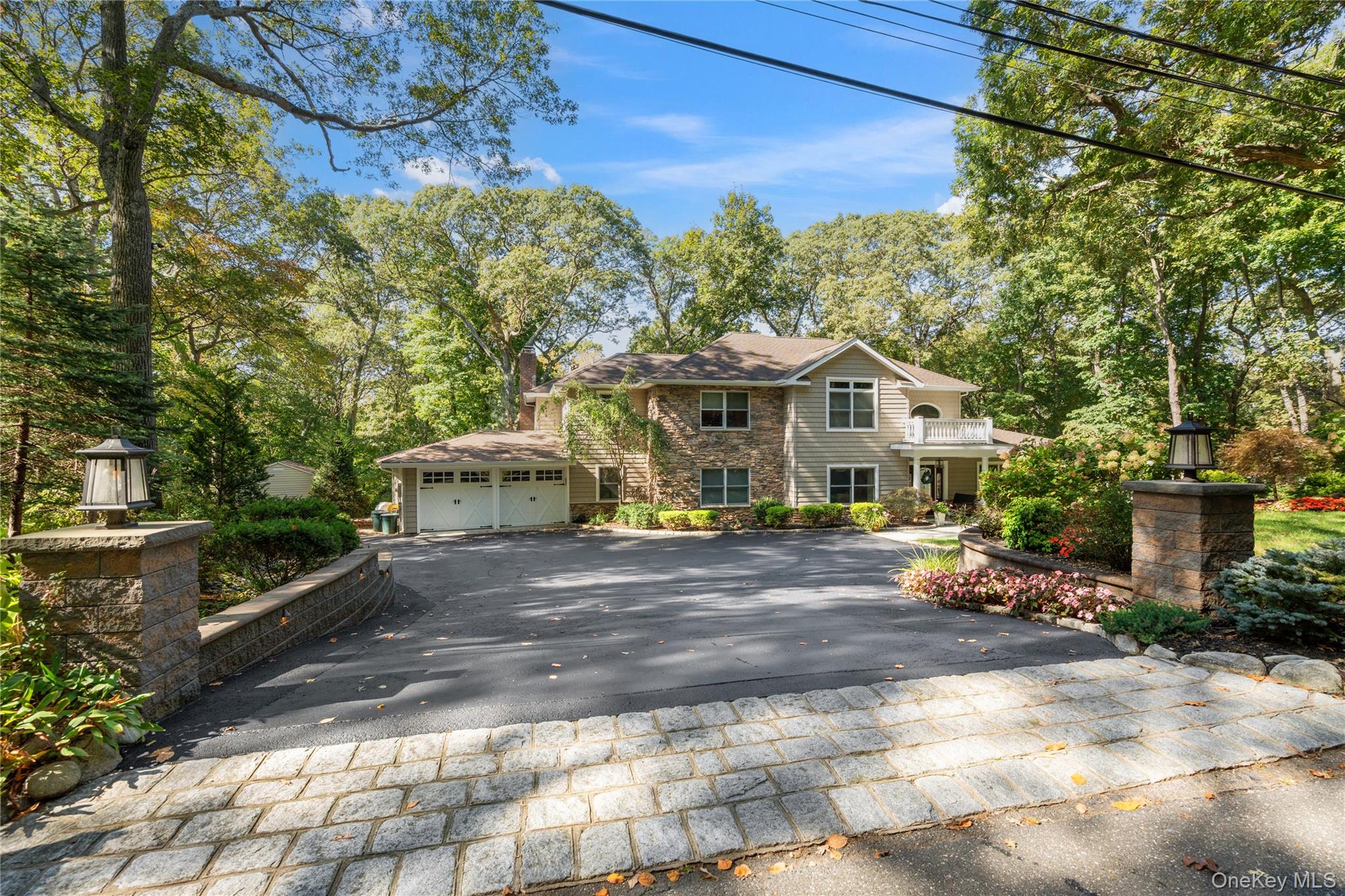 16 Pine Road Syosset, NY 11791 - Photo 48 of 48 Large private driveway
