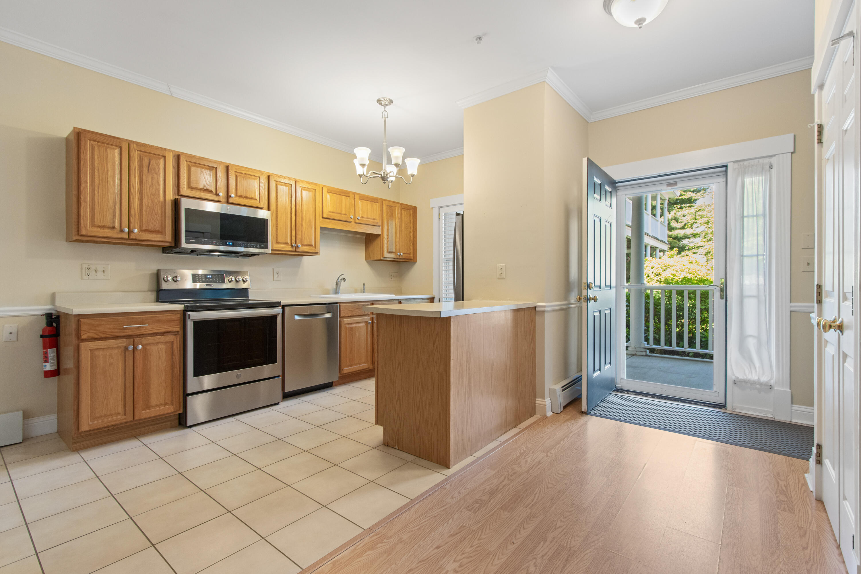 106 Farragut Way, Unit 151 Kennebunk, ME 04043 - Photo 3 of 33 20260608BH-71014