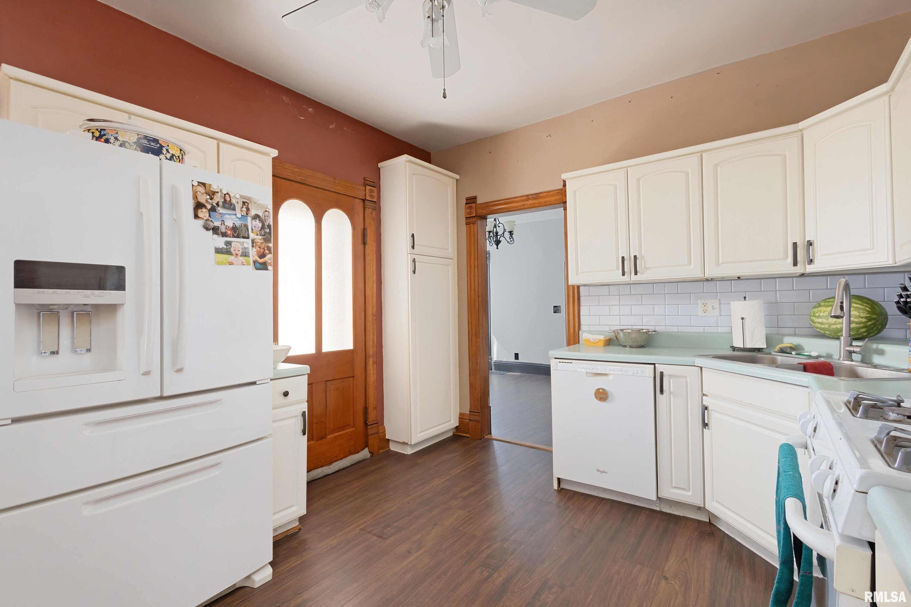 100 North State Street Atkinson, IL 61235 - Photo 15 of 33
